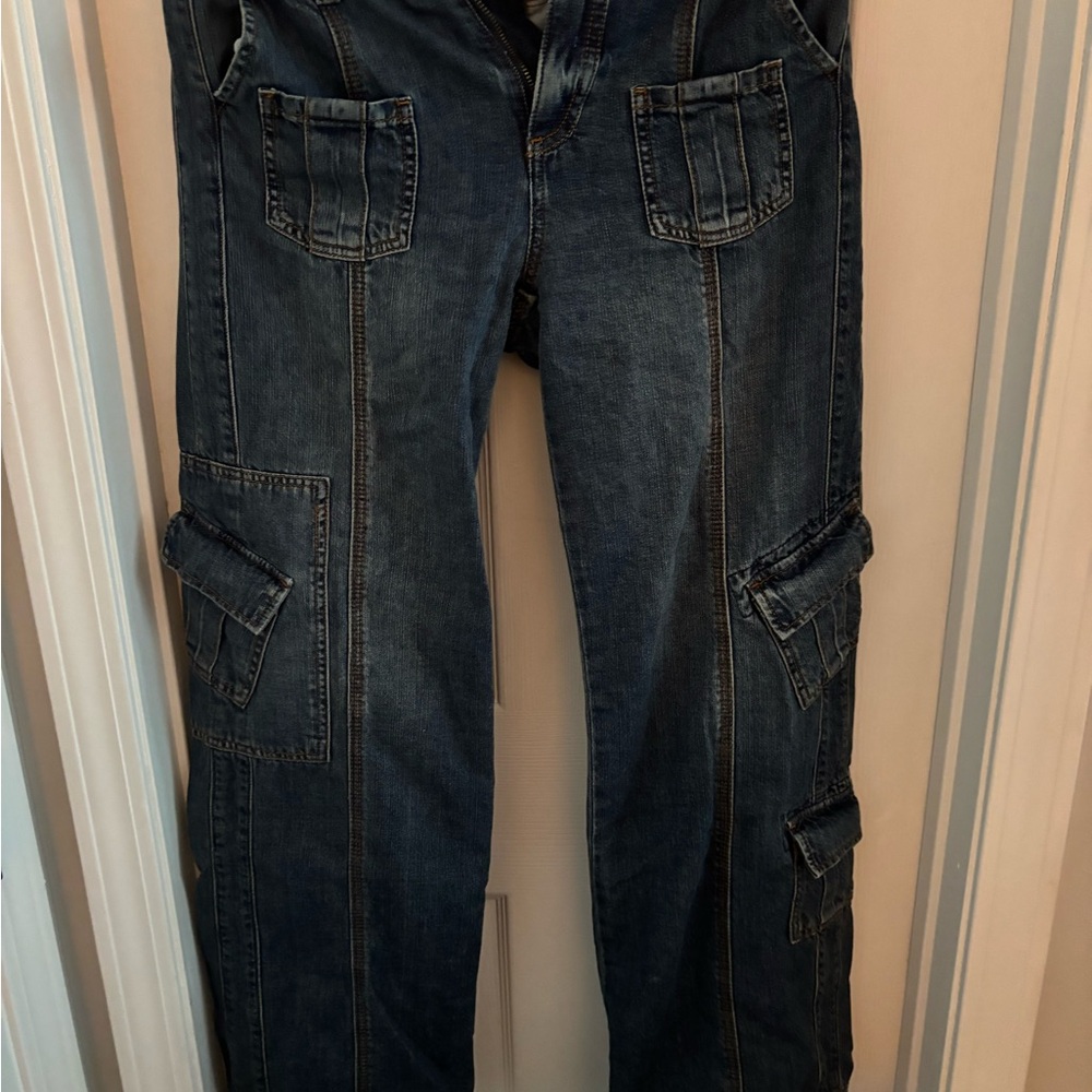 Woman’s Blue Cargo Jeans